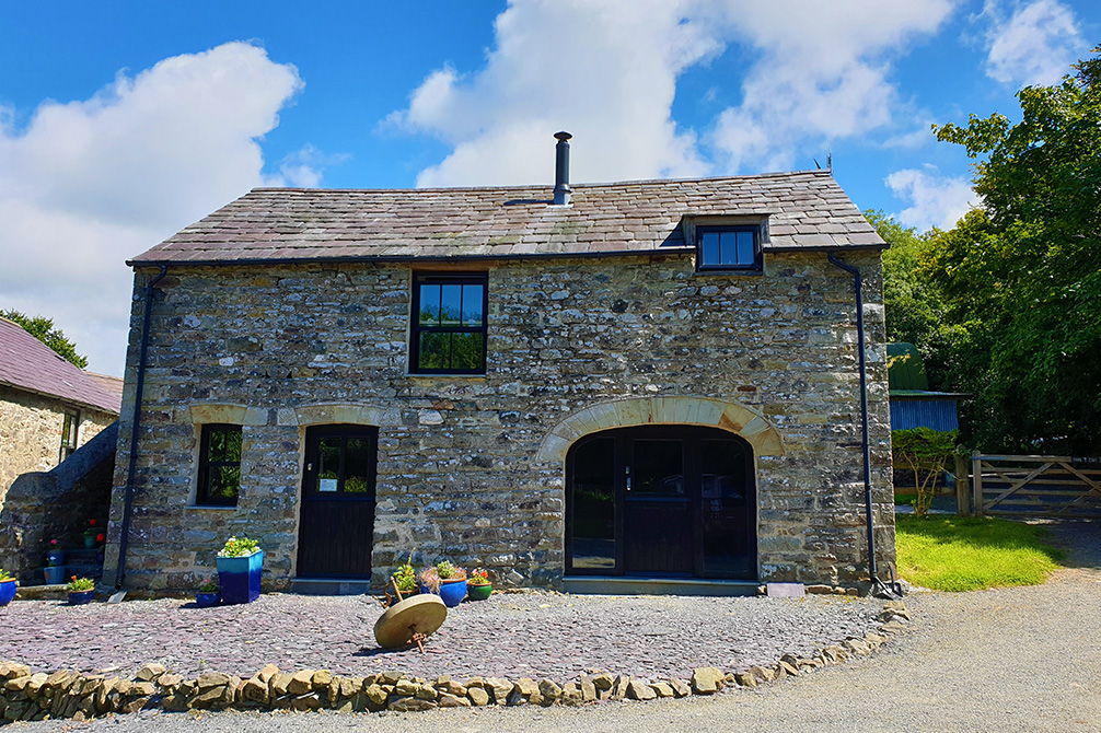 Rural holiday cottages Wales | Dolgoy Cottages | The Coach House Loft
